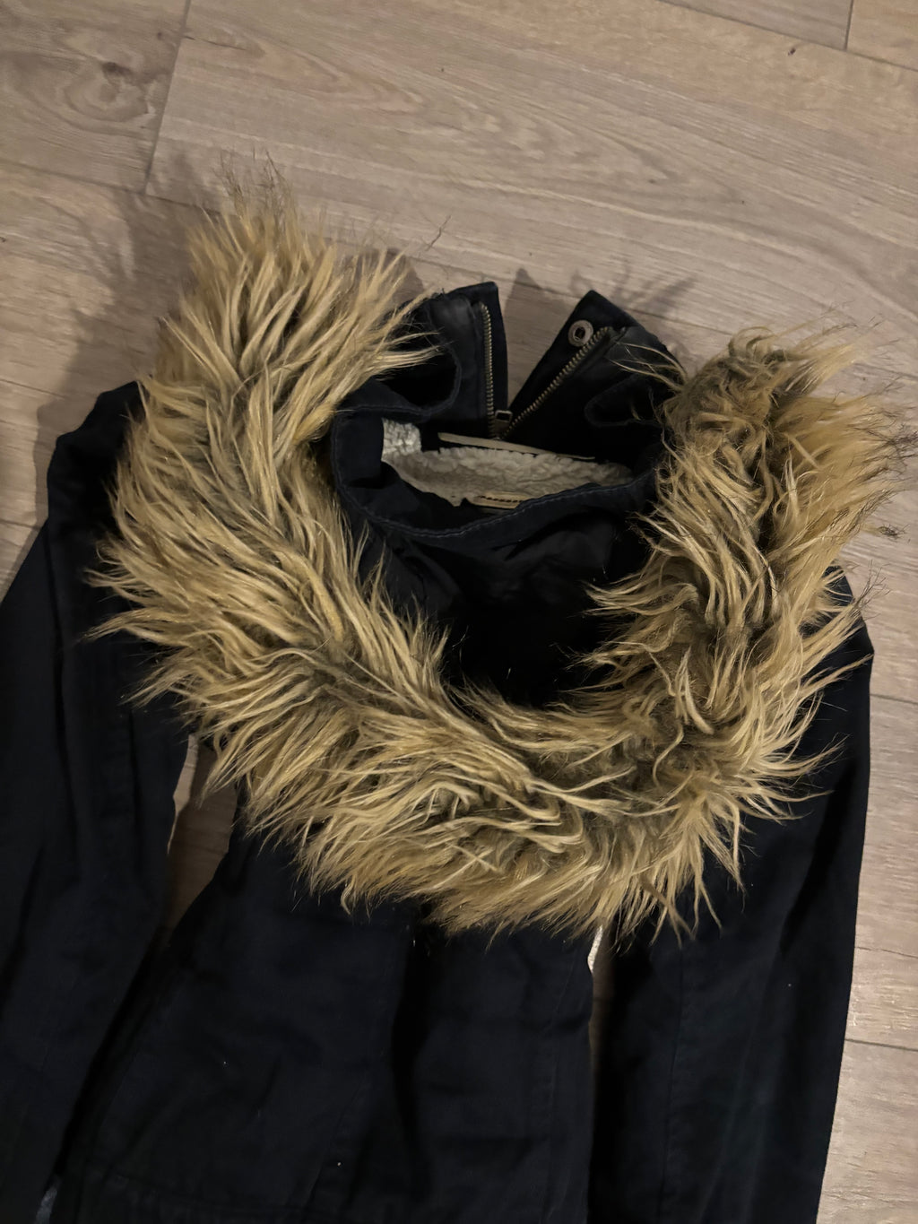 2010s Hollister Navy Faux Fur Jacket – Size XS-S
