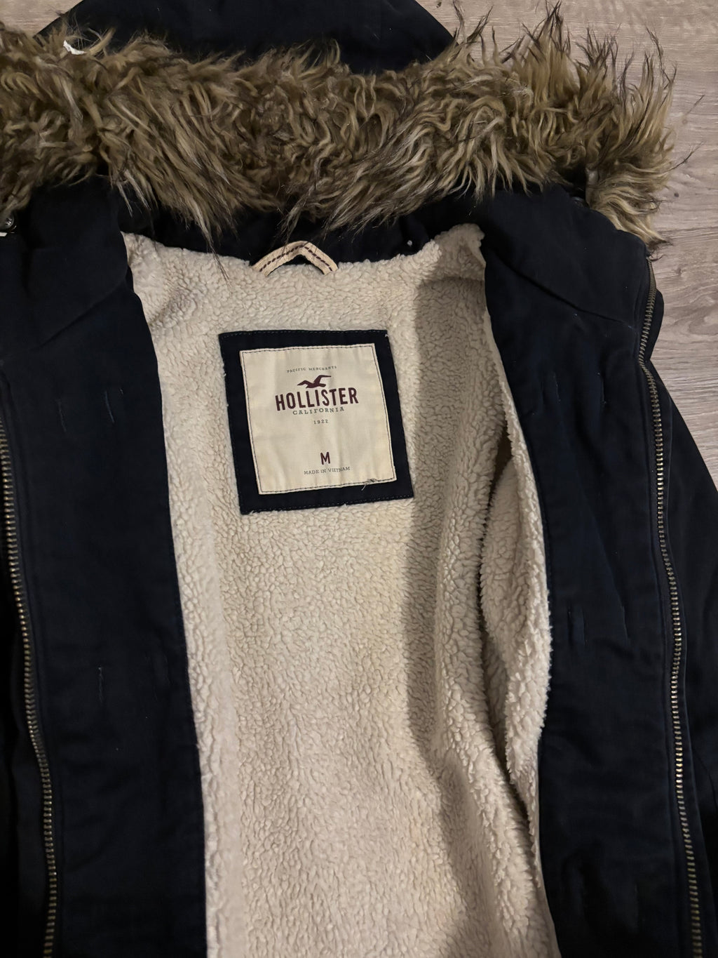 2010s Hollister Navy Faux Fur Jacket – Size XS-S