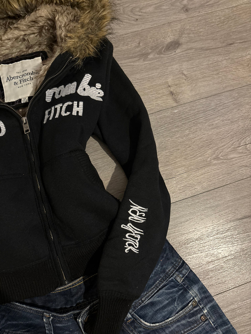 Vintage Abercrombie & Fitch Black Faux Fur Hood Zip Up – Size XS