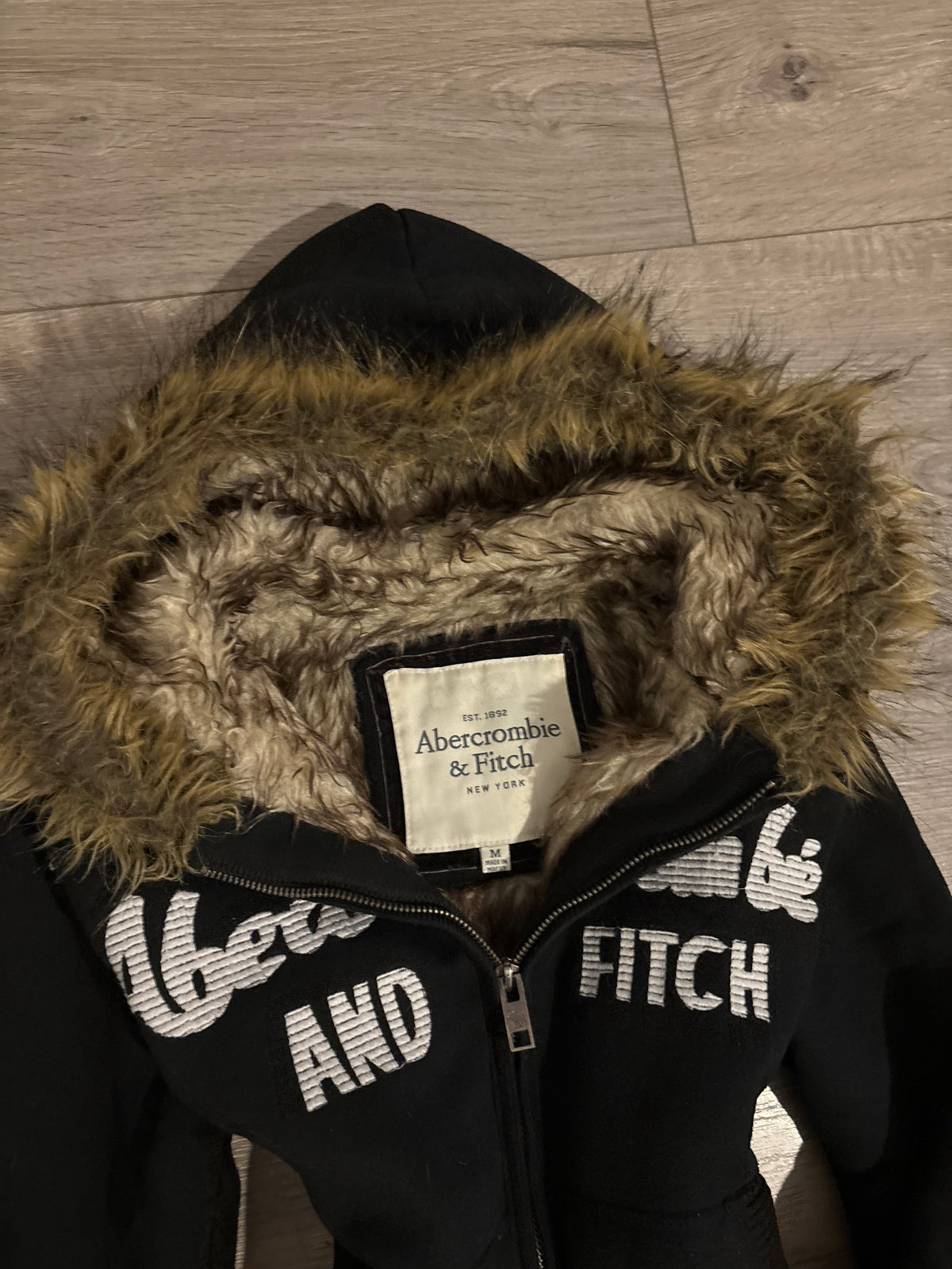 Vintage Abercrombie & Fitch Black Faux Fur Hood Zip Up – Size XS