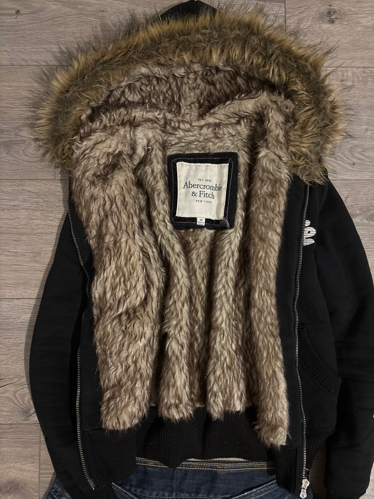 Vintage Abercrombie & Fitch Black Faux Fur Hood Zip Up – Size XS