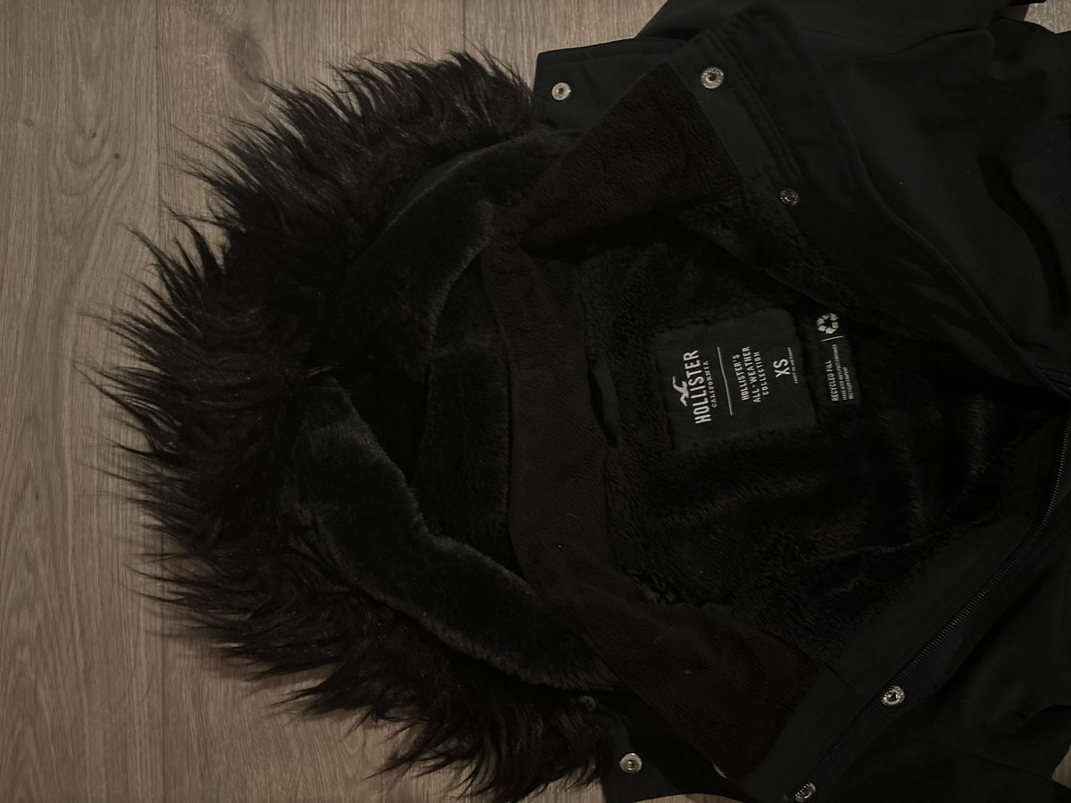 2010s Hollister Black Jacket – Size XS