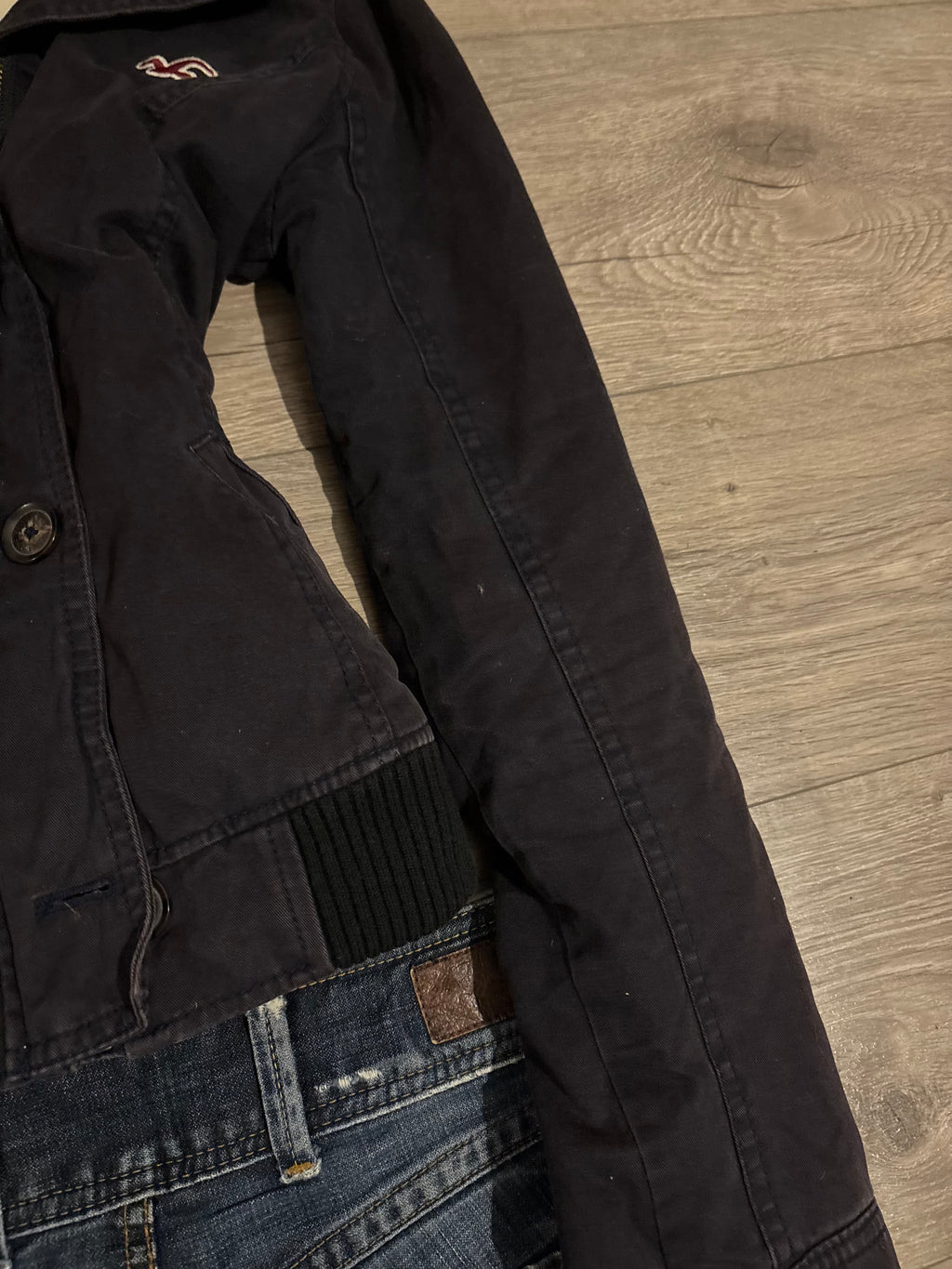 2000s Hollister Black Parka (Back String Detail) – Size M