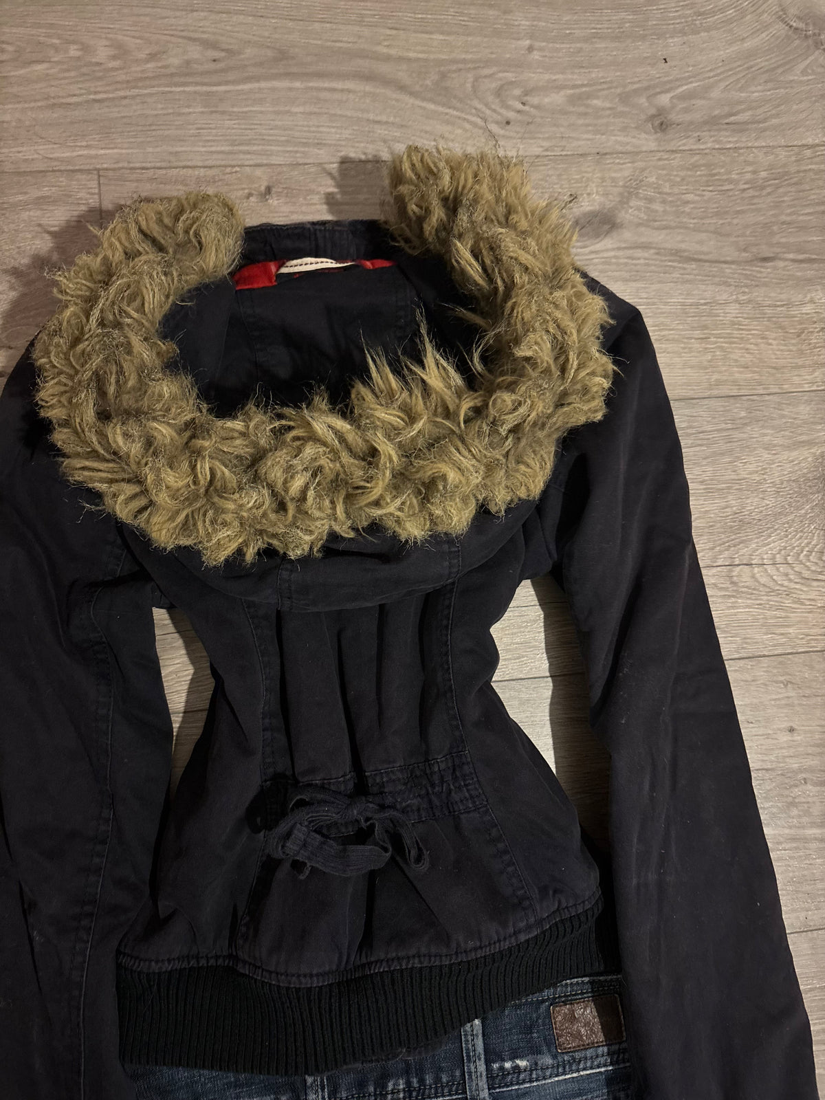 2000s Hollister Black Parka (Back String Detail) – Size M