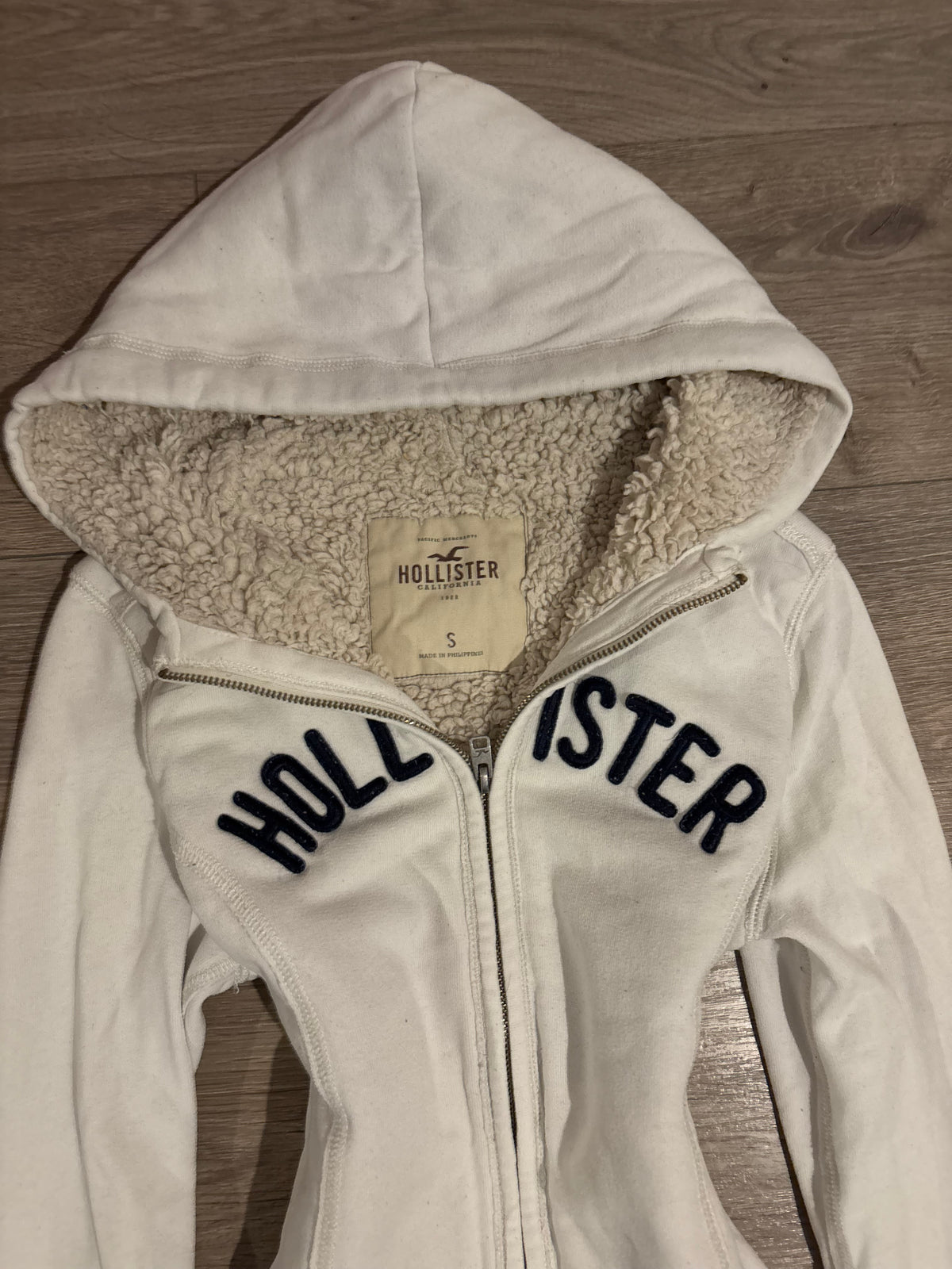 Vintage Hollister Cream Faux Fur Lined Zip Up – Size S