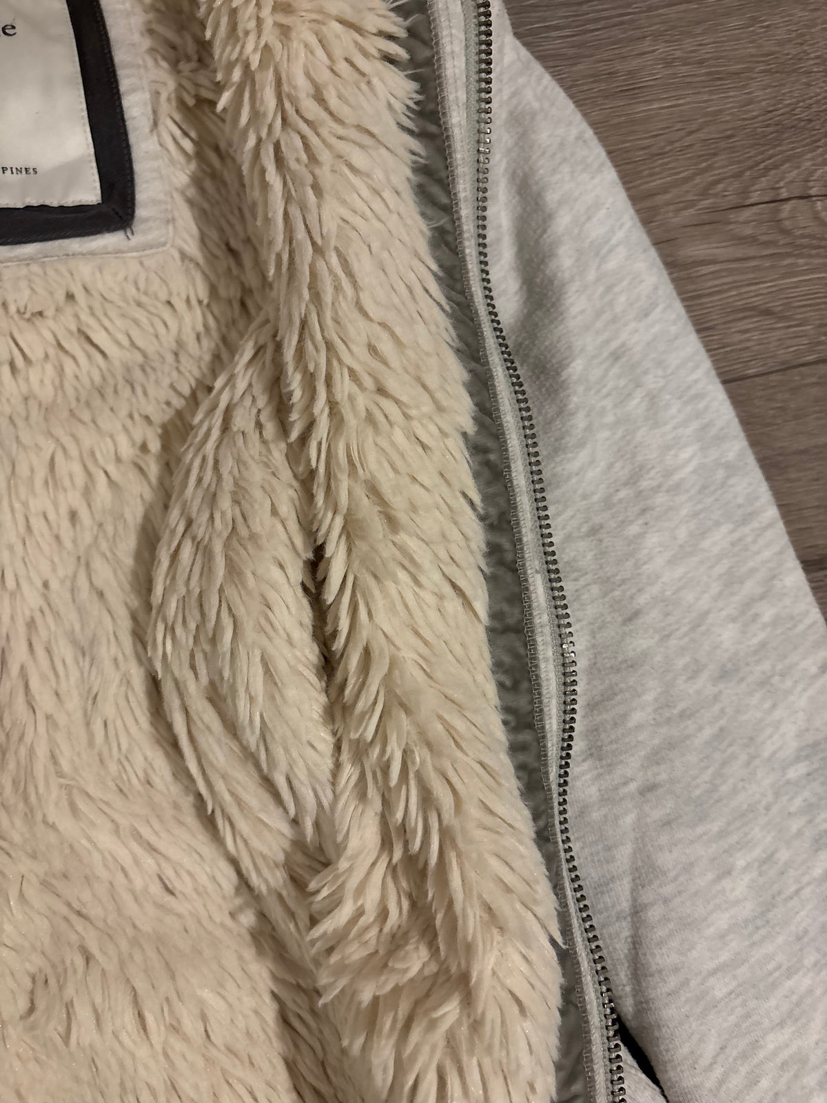 Vintage Abercrombie & Fitch Grey Faux Fur Hoodie – Size S-M