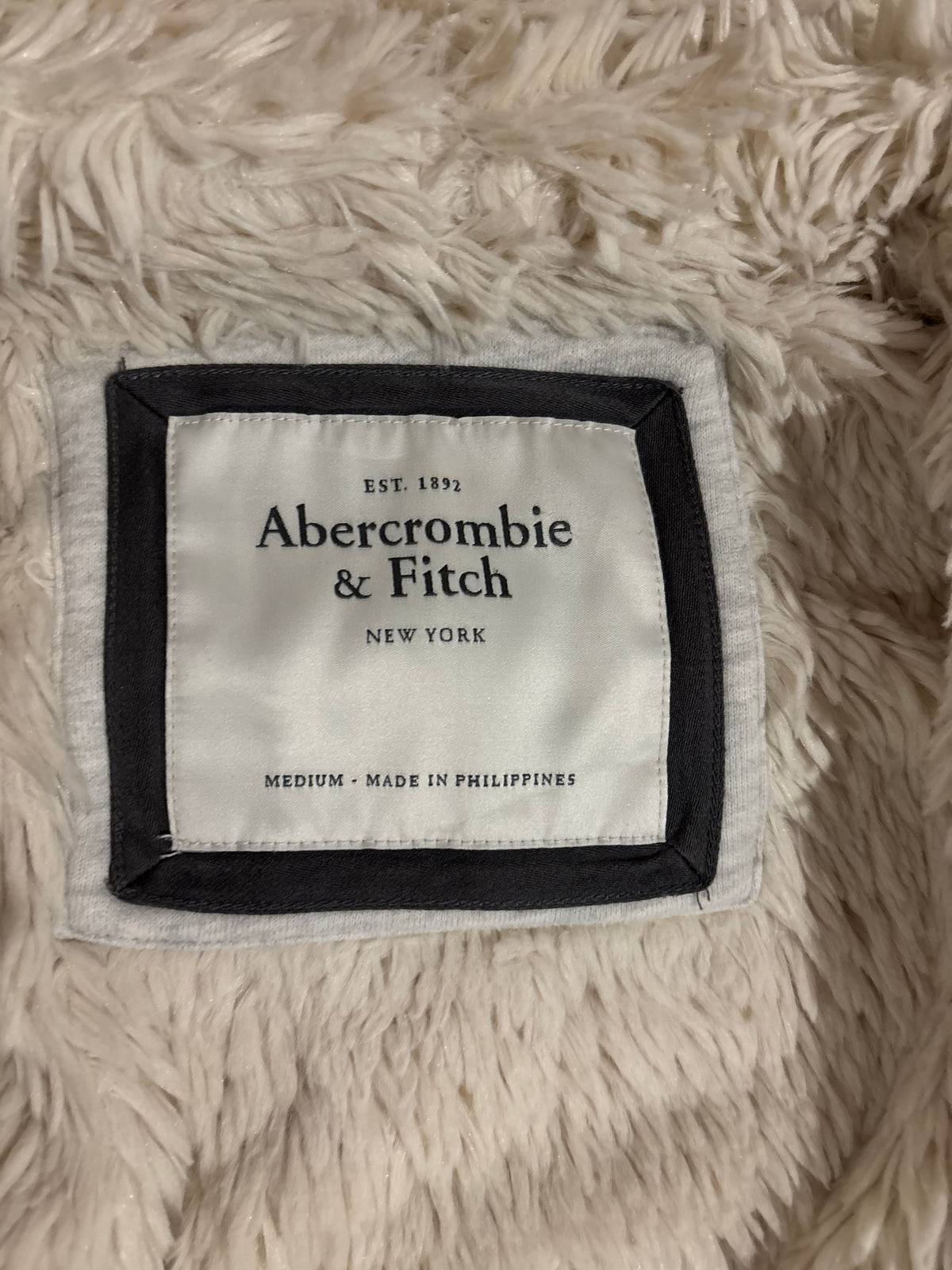 Vintage Abercrombie & Fitch Grey Faux Fur Hoodie – Size S-M