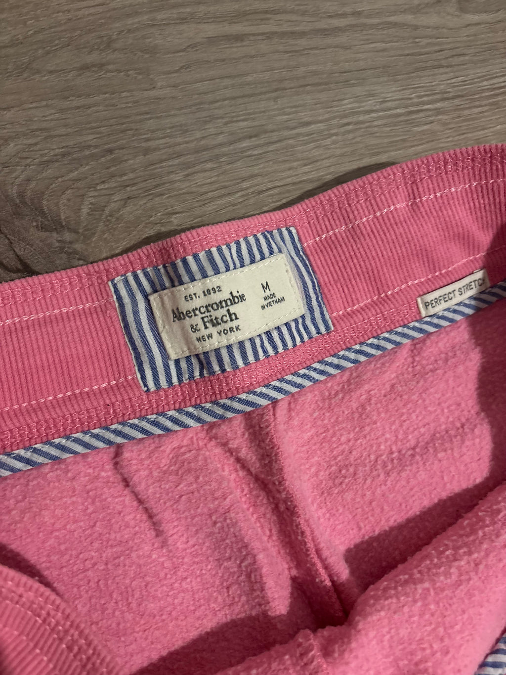 Vintage Abercrombie & Fitch Pink Pants – Size M