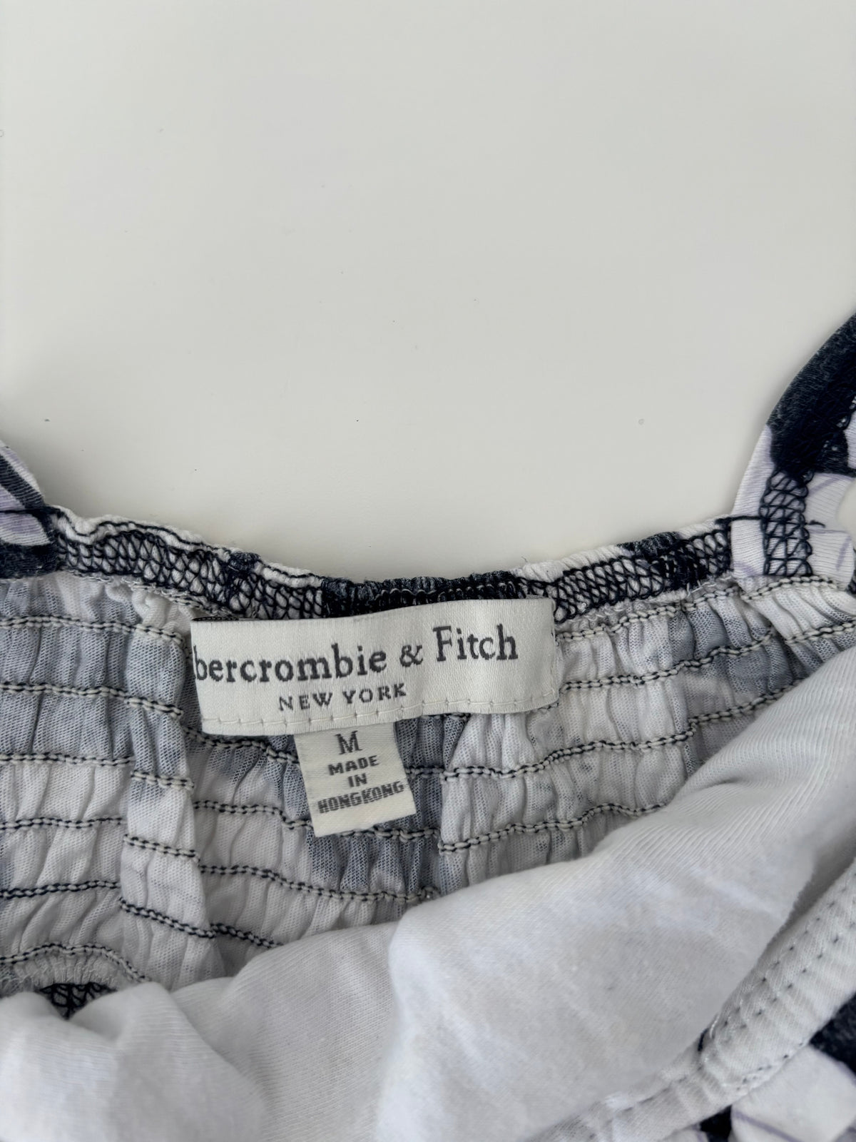Vintage Abercrombie & Fitch Navy Floral Cami Top – Size M